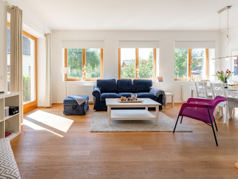 Schöne Helle Und Geräumige Wohnung Mit Sauna - Hinterthal