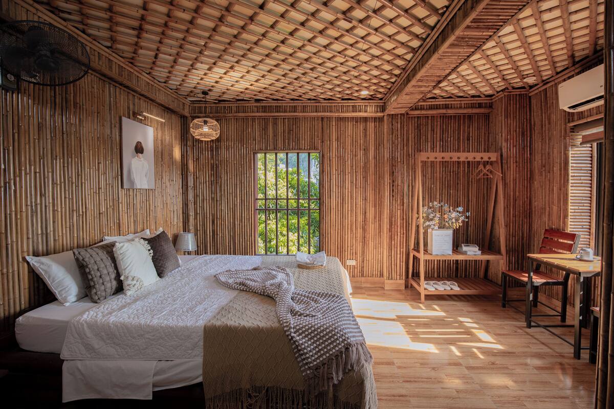 Habitación doble tradicional | Escritorio, espacio para trabajar con laptop y insonorización