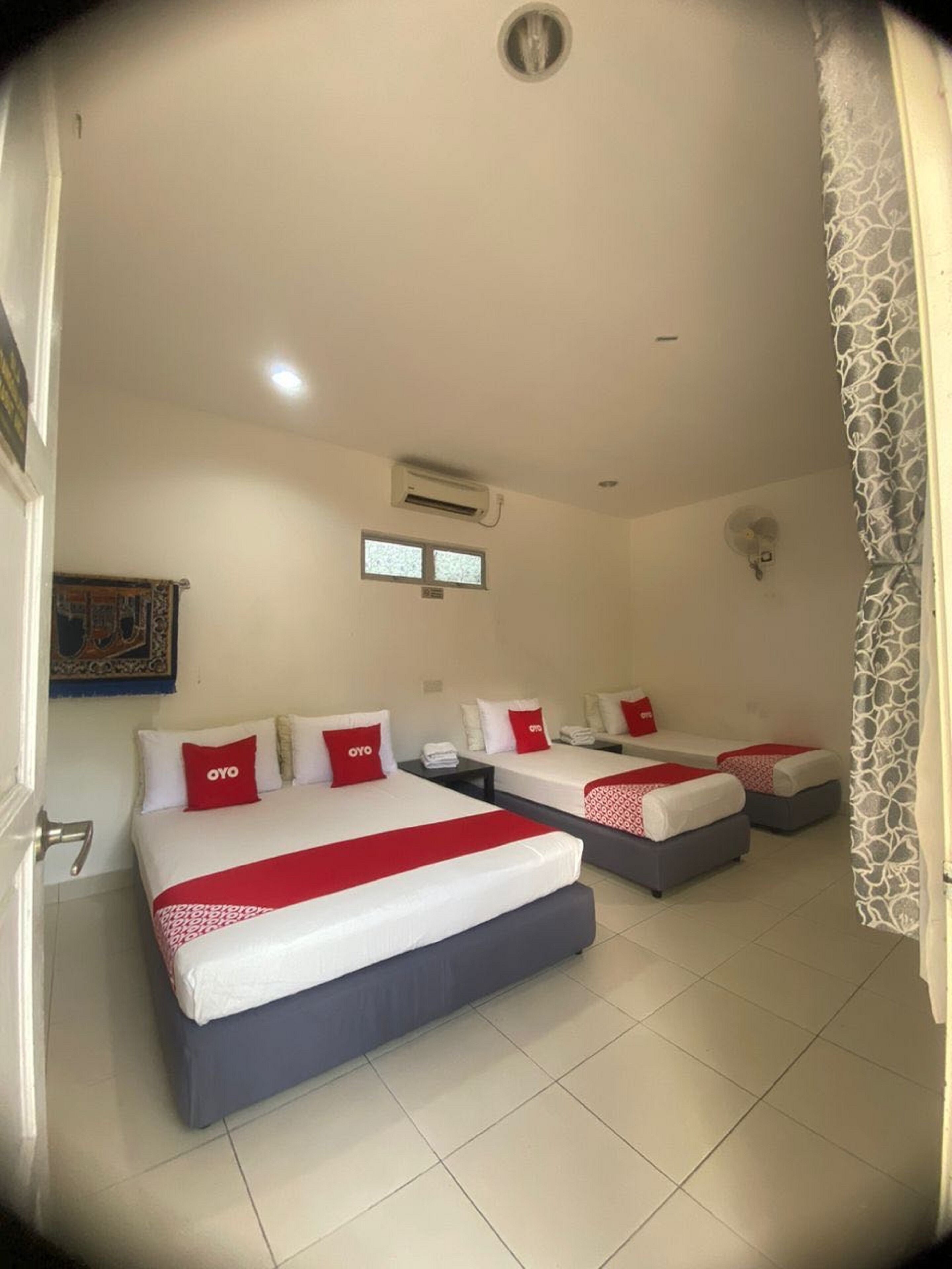 Suite Keluarga | Seprai linen