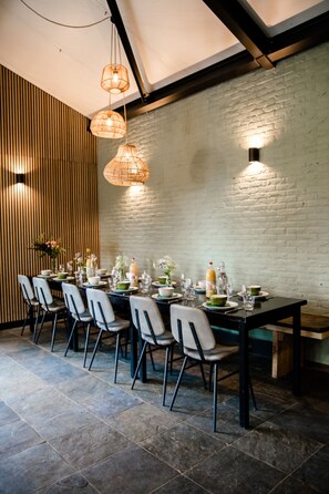 บ้านพัก | 12 ห้องนอน