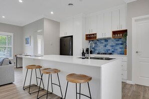 Fridge, microwave, oven, stovetop - Paradise on Prince - Sleek & Stylish, Pets Allowed (Orange)