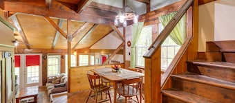 Mountaintop Ellijay Cabin w/ Private Hot Tub