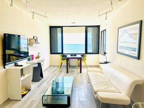 スマートテレビ