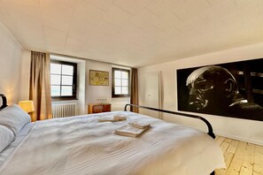 Apartamento família, vários quartos, ao lado do lago (Casa Matilde 1) | 2 quartos, ferros/tábuas de passar roupa, roupa de cama