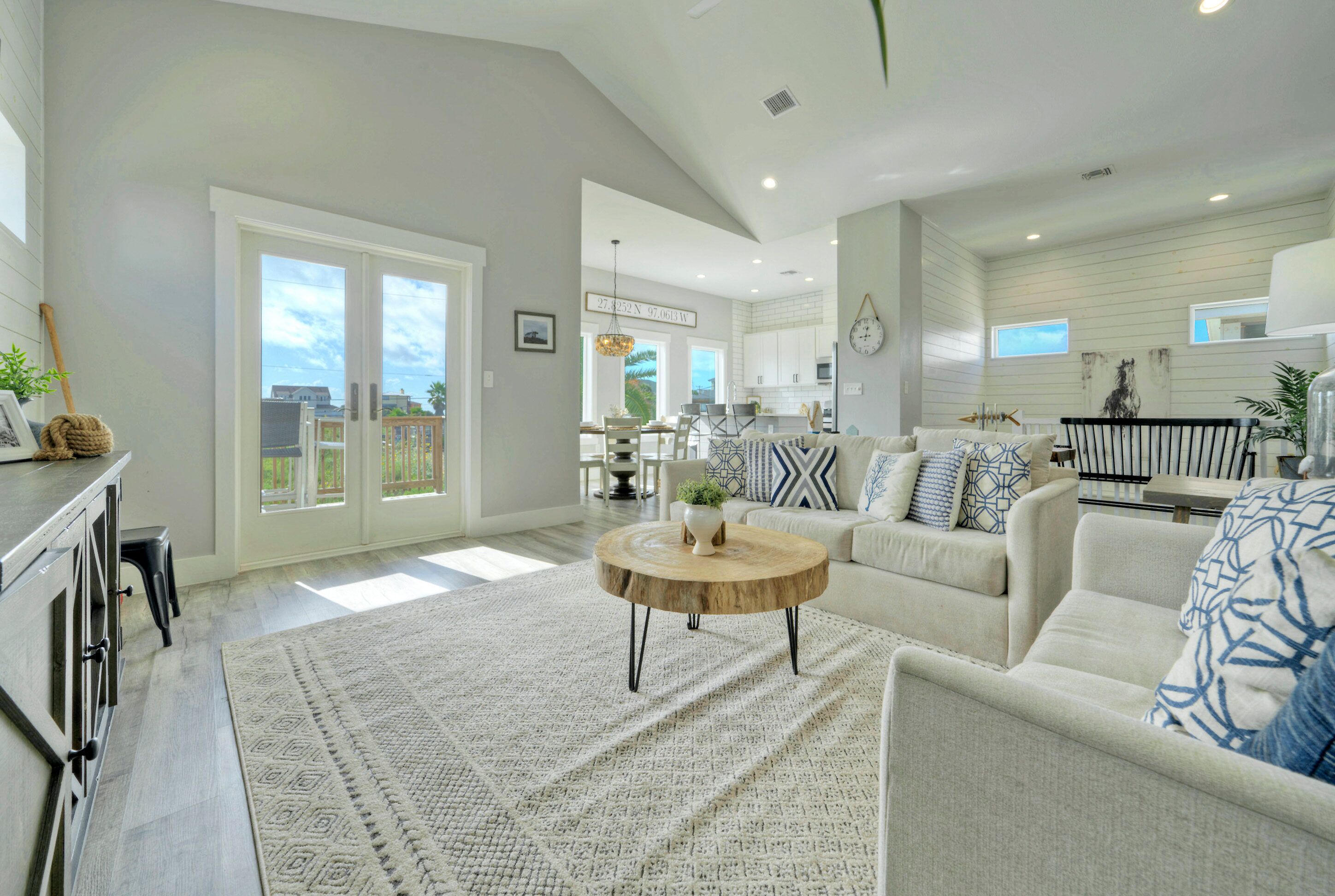 تلفزيون ذكي