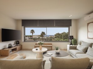 Smart TV, table tennis, books, stereo