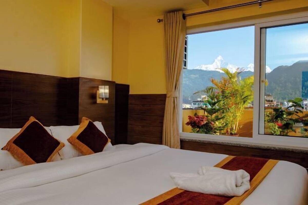 Premium bedding, minibar, desk, laptop workspace