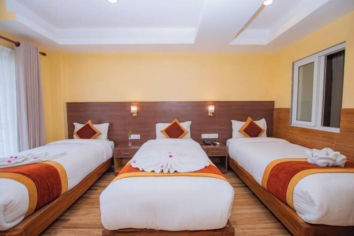 Premium bedding, minibar, desk, laptop workspace