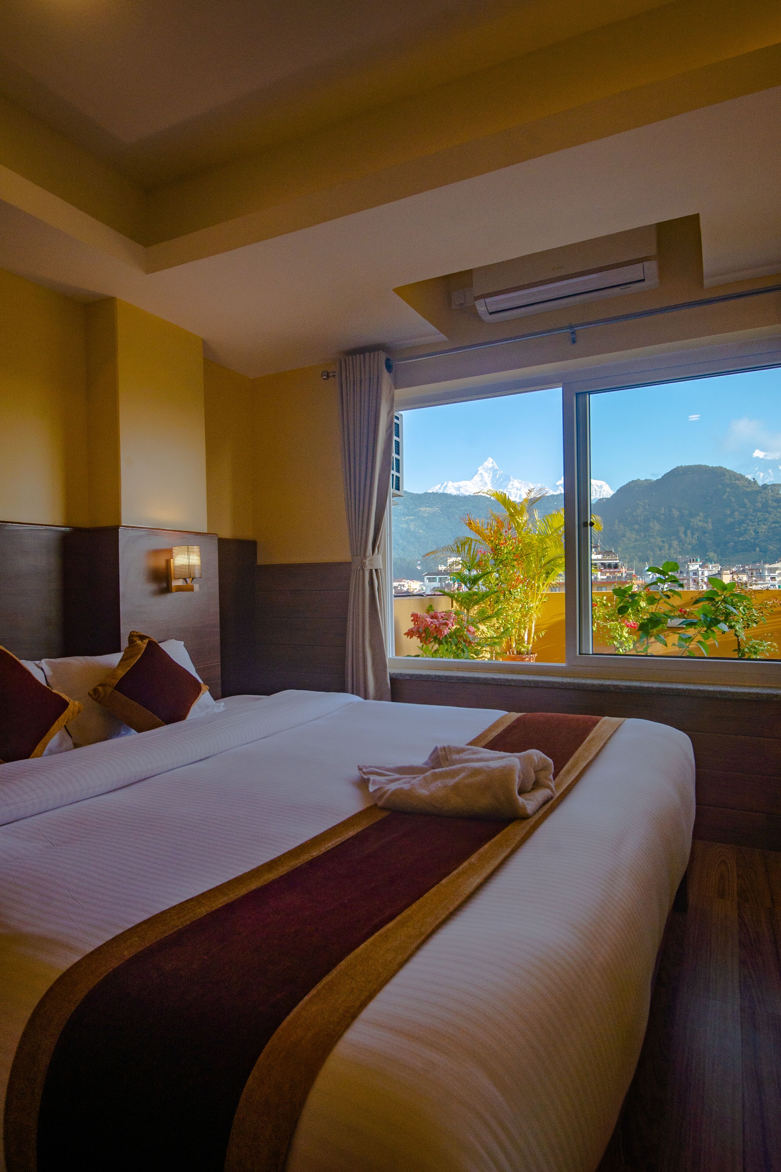 Premium bedding, minibar, desk, laptop workspace