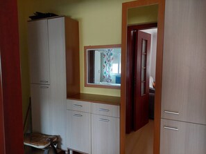 Apartamento, 1 quarto | Corredor