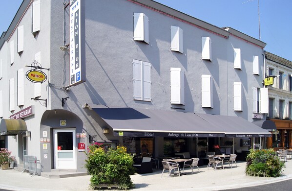 Bagian depan properti