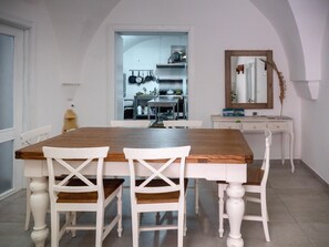 Dining - Traditionelles Ferienhaus im Zentrum mit Meerblick (Ugento)