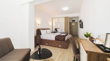 Habitación estándar | 1 dormitorio, caja fuerte, escritorio y wifi gratis