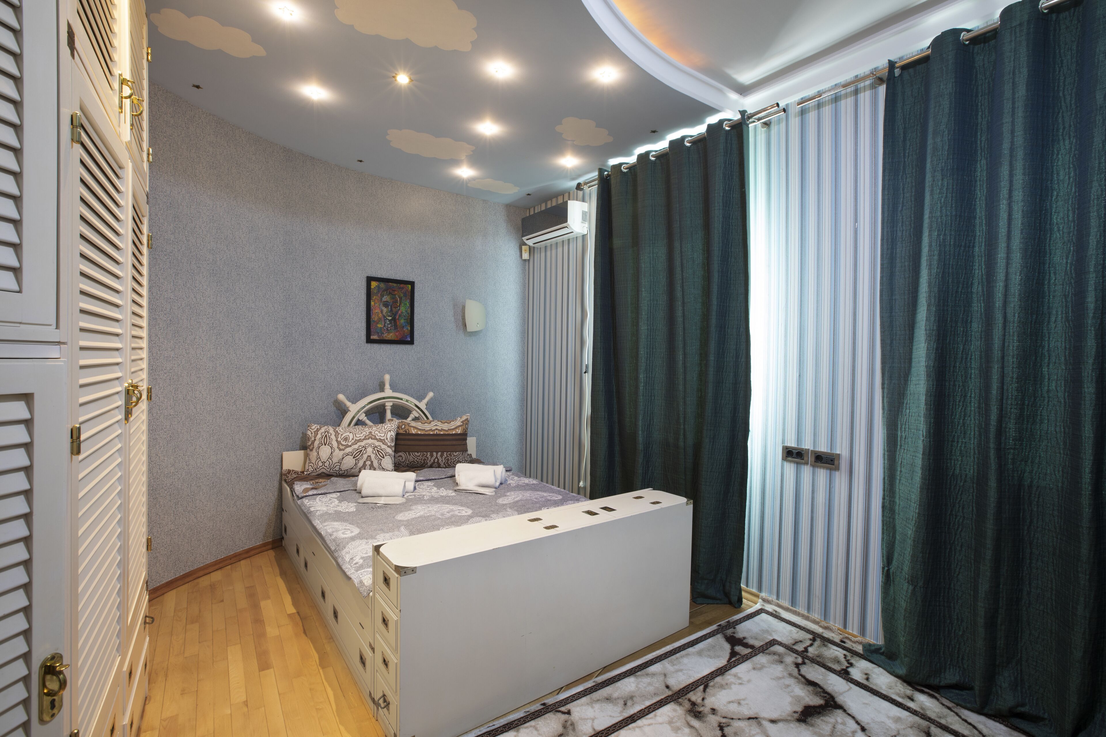Apartamento tradicional | Cortinas opacas y sistema de insonorización