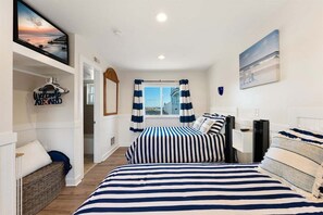 Iron/ironing board, free WiFi