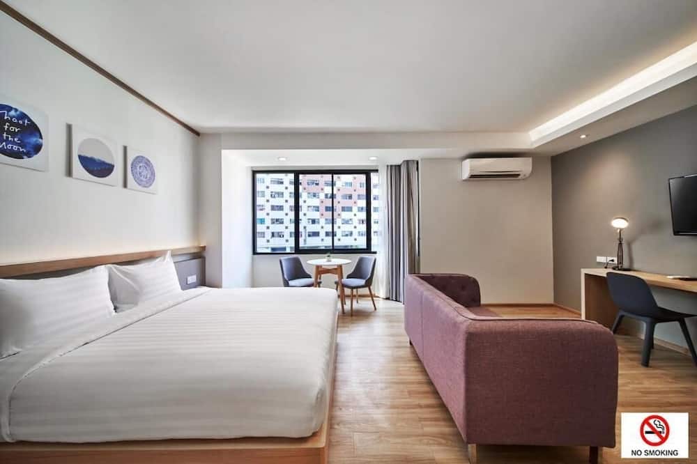 Prom Ratchada Hotel Annex 2