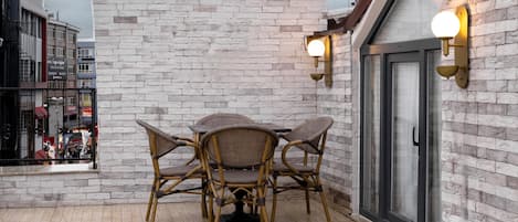 King Suit with Terrace | Vardagsrum | 49-tums smart-tv med digitalkanaler