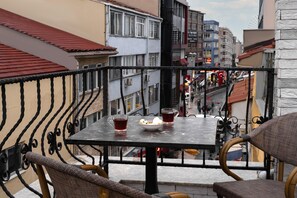 King Suit with Terrace | Terrace/patio - Rubby Kadıköy (Istanbul)
