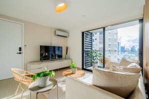 Fernseher, Arbeitsbereiche