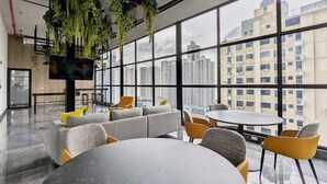 Unclassified image, 4 of 33, button - w* | Roomy 1BR in San Francisco w/ Pool (Panamá)