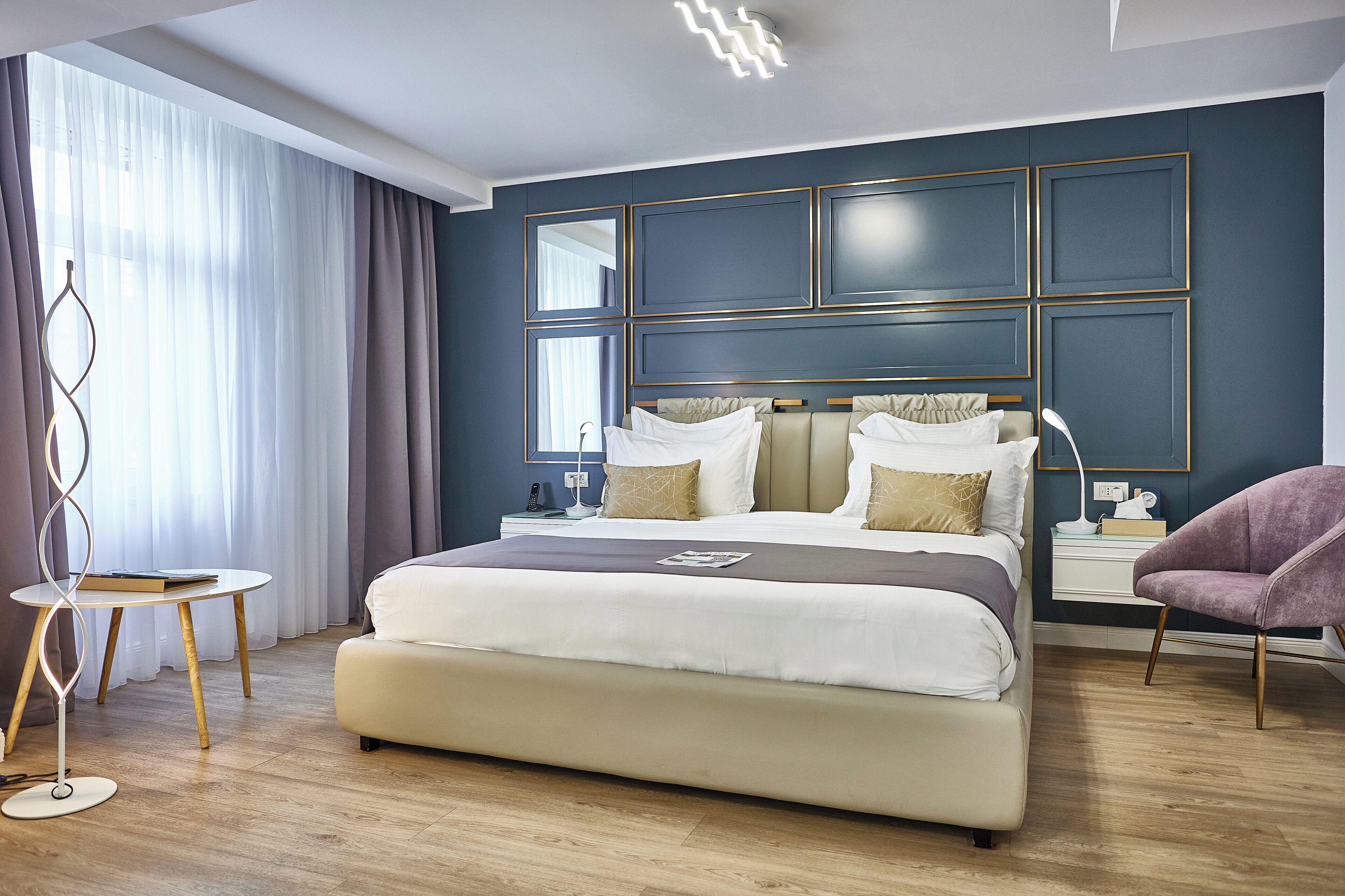 Double Deluxe King Room | Premium bedding, down comforters, memory foam beds, minibar