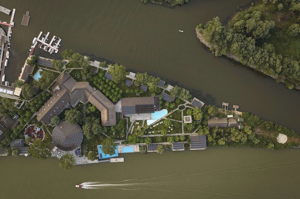 Lebada Luxury Resort & Spa