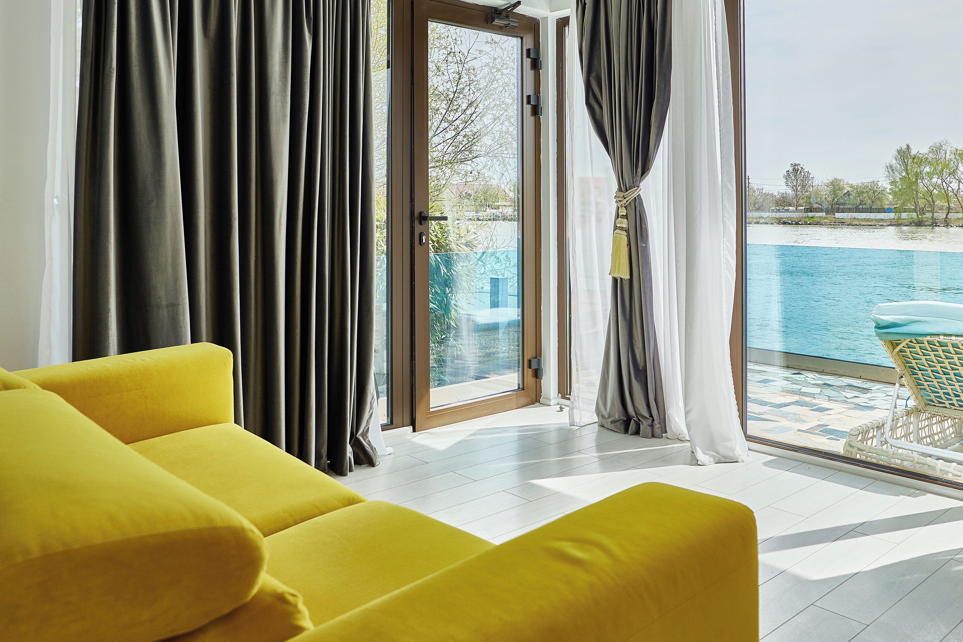 Ropa de cama de alta calidad, cubrecamas y colchones con efecto memoria 