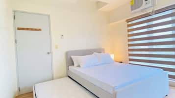 1 bedroom, iron/ironing board, WiFi, bed sheets
