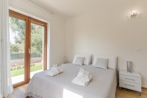4 soverom, strykejern/-brett, wi-fi (inkludert) og sengetøy