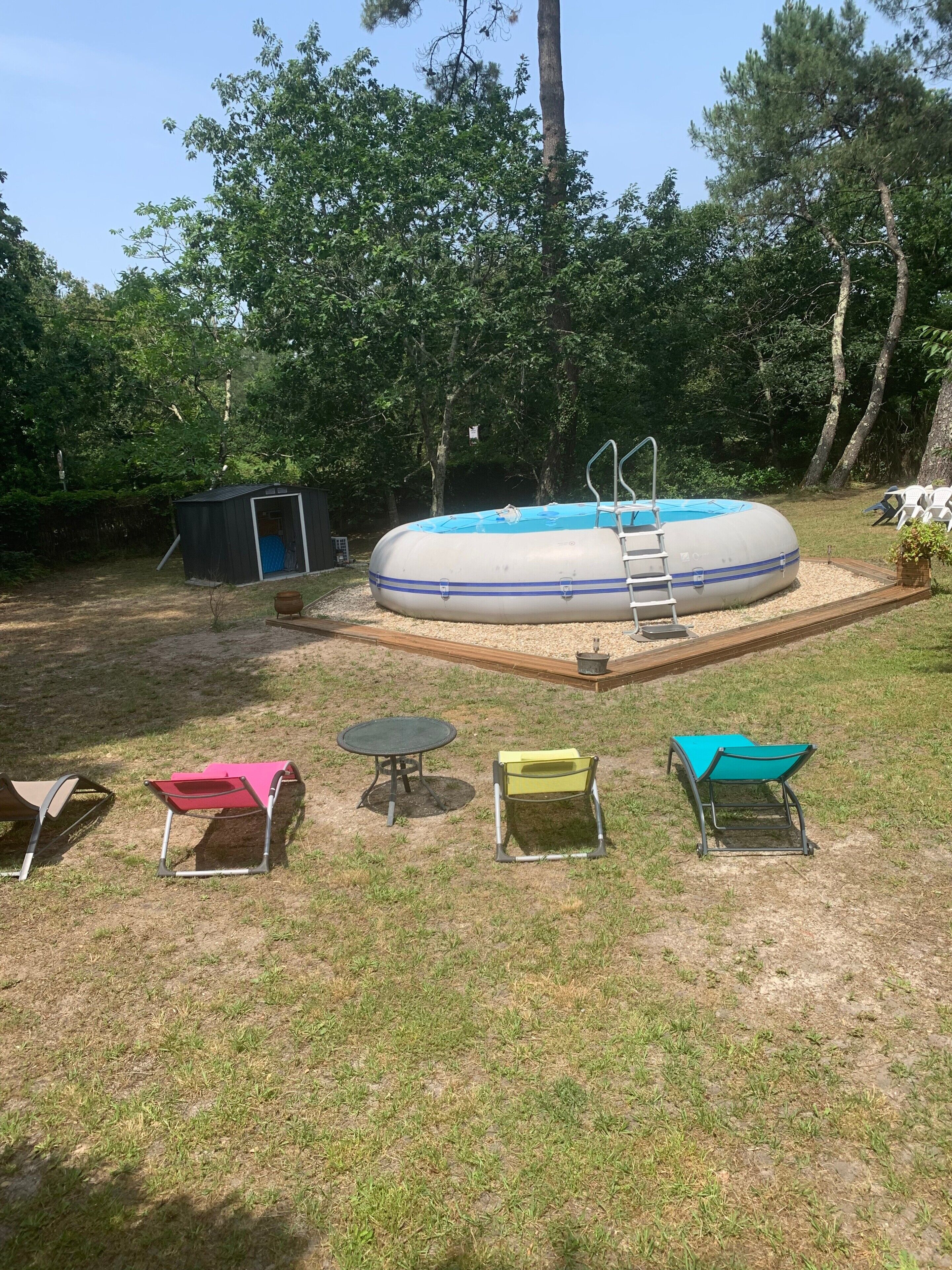 Bain à remous extérieur