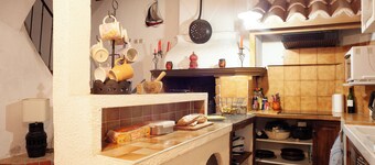 Holiday Home 'Maison À Sigean' with Wi-Fi