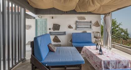 Vacation Home 'Land Of Dreams 2' with Sea View, Shared Pool and Wi-Fi