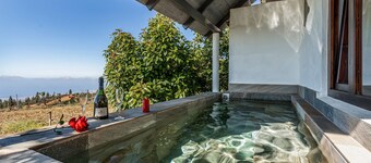 Vacation Home 'Land Of Dreams' with Sea View, Shared Pool and Wi-Fi