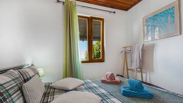 2 bedrooms, free WiFi, bed sheets