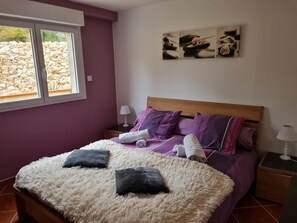 3 bedrooms, iron/ironing board, free WiFi, bed sheets - Holiday Home 'Appartement Type F4' with Shared Pool, Private Terrace and Wi-Fi (Maurens)