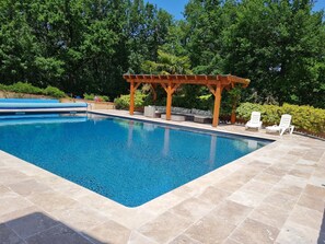 Pool - Holiday Home 'Appartement Type F4' with Shared Pool, Private Terrace and Wi-Fi (Maurens)