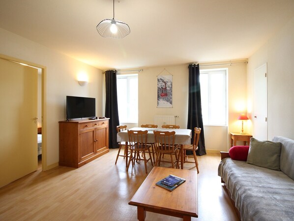 Interior - T2 bis apartment in La Bourboule, pets allowed, parking, Wifi (La Bourboule)
