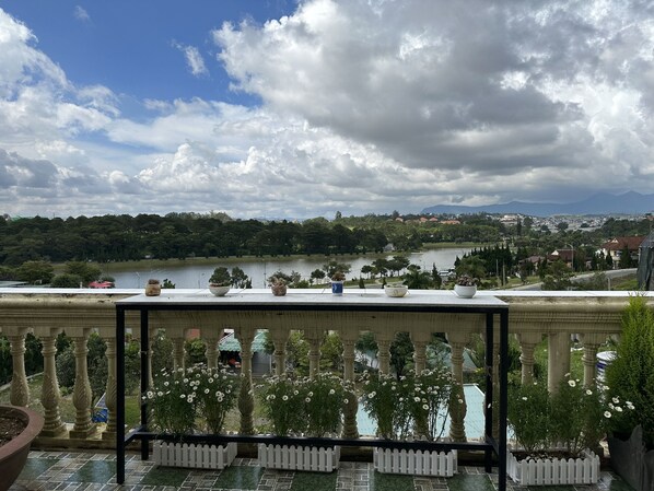 Executive Double Room Single Use | Terrace/patio