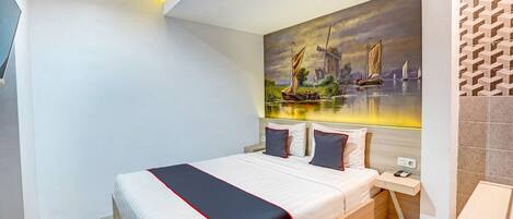 Quarto casal luxo | Escrivaninha, espaço de trabalho para notebook, Wi-Fi de cortesia