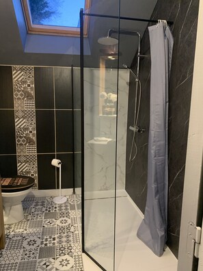 Free toiletries, hair dryer, towels, soap