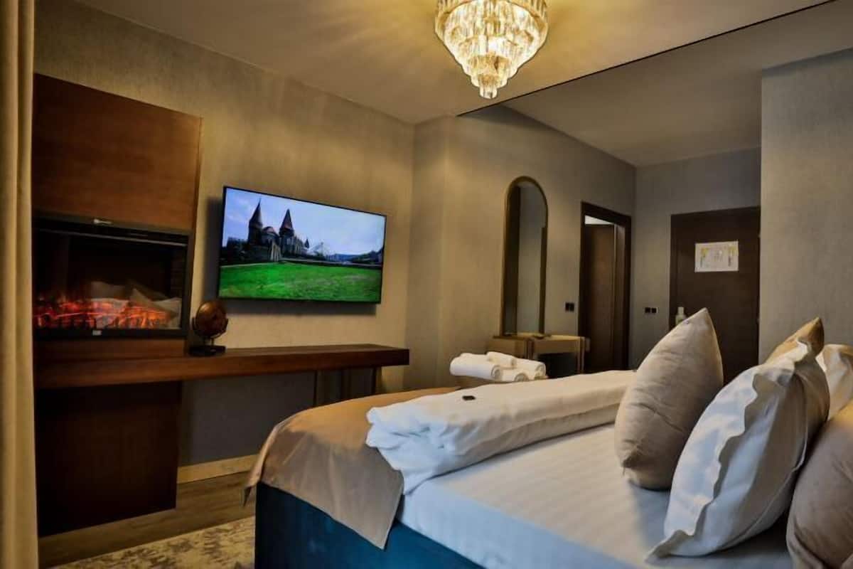 1 bedroom, minibar, in-room safe, blackout curtains