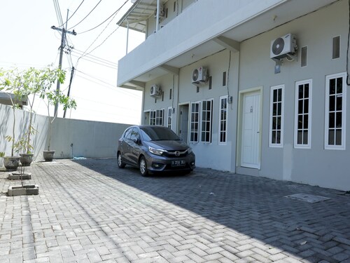 Hotel O Kost Eksklusif Syariah