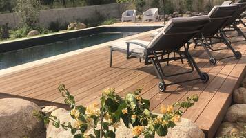 Piscine extérieure, piscine chauffée