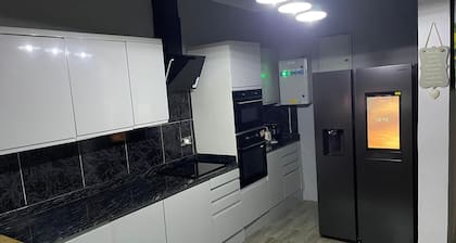 5 Bedroom immaculate house in Freetown very close to all popular beaches .