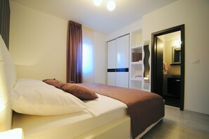 4 bedrooms, iron/ironing board, WiFi, bed sheets - Exclusive Familienvilla mit Wellness und Pool, 4 km vom Meer Entfernt (Labin)