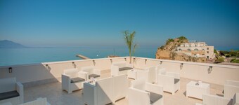 Naro Suites and Rooms