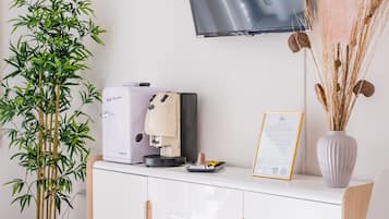 奢華雙人房, 陽台, 海景 | 1 間臥室、義大利 Frette 床單、高級寢具、獨特裝潢