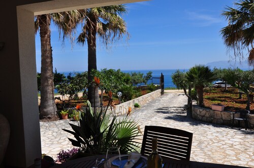 Seafront Villa Scopello