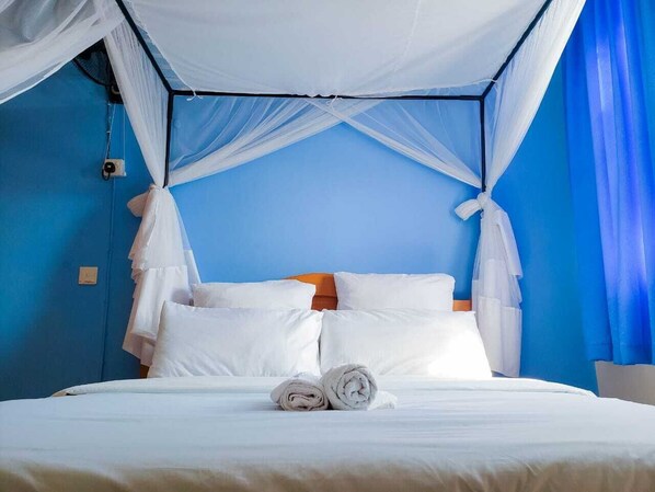 Executive Apartment | 3 bedrooms, premium bedding, pillow-top beds, individually decorated