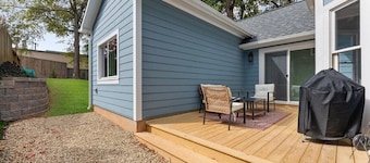 Fantastic Home * 6 Bedrooms * Awesome Location